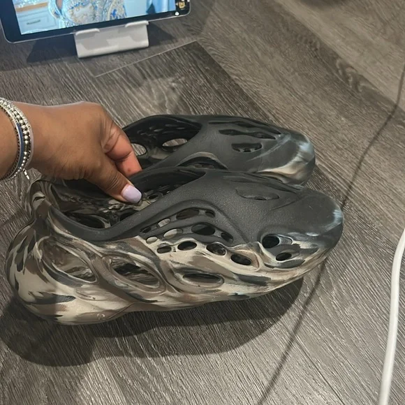 Yeezy foam runner - Picture 3 of 7